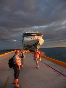 Roguetrippers cruising tips for beginners pack a go-bag.