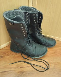 What to Wear when you do urban exploration of abandoned buildings