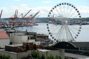 The Aquarium and a giant Ferris wheel located on the Pier 59 of waterfront were a must for Roguetrippers to visit in May 2015.