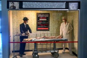 Roguetrippers visit Alien autopsy weird museum Roswell