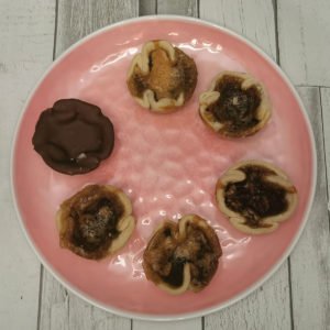 Butter Tart Quest leads us to Dees Bakery in Cambridge Ontario