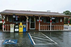 save money by eating at local diners