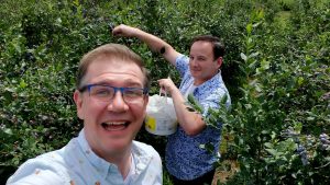 Nick Kulnies and Greg Bellefontaine make a visit to Perth County to pick blueberries at TNT Berries