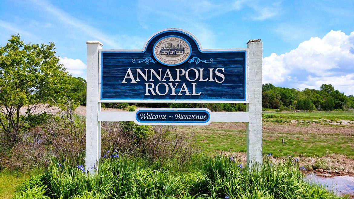 Roguetrippers take a weekend getaway to Annapolis Royal Nova Scotia