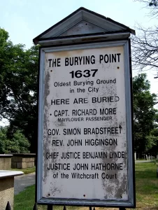 Roguetrippers visit the best Salem Witch locations including the Burying Point Cemetery.