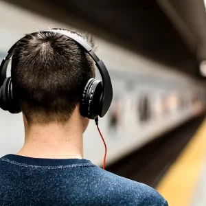 Noise-cancelling headphones are great when you travell